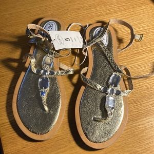 Girls Stevie gold glitzy sandals size 5.
